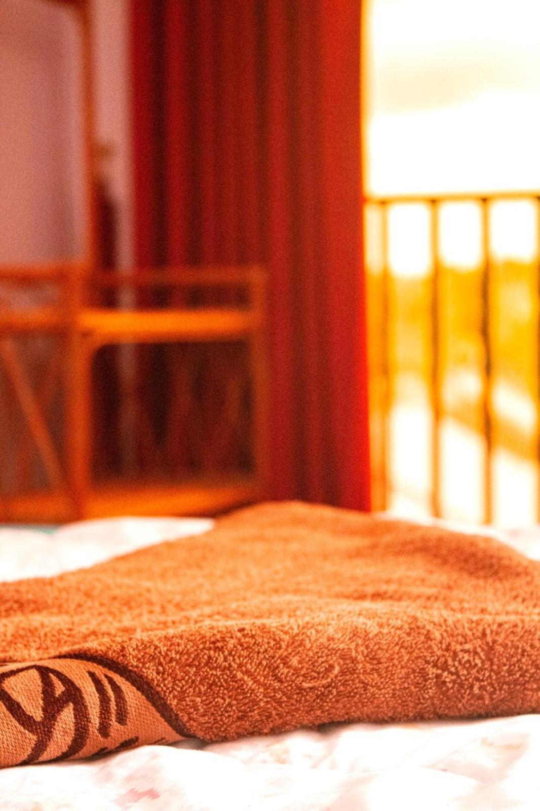 The Vibe Guesthouse カンポット エクステリア 写真