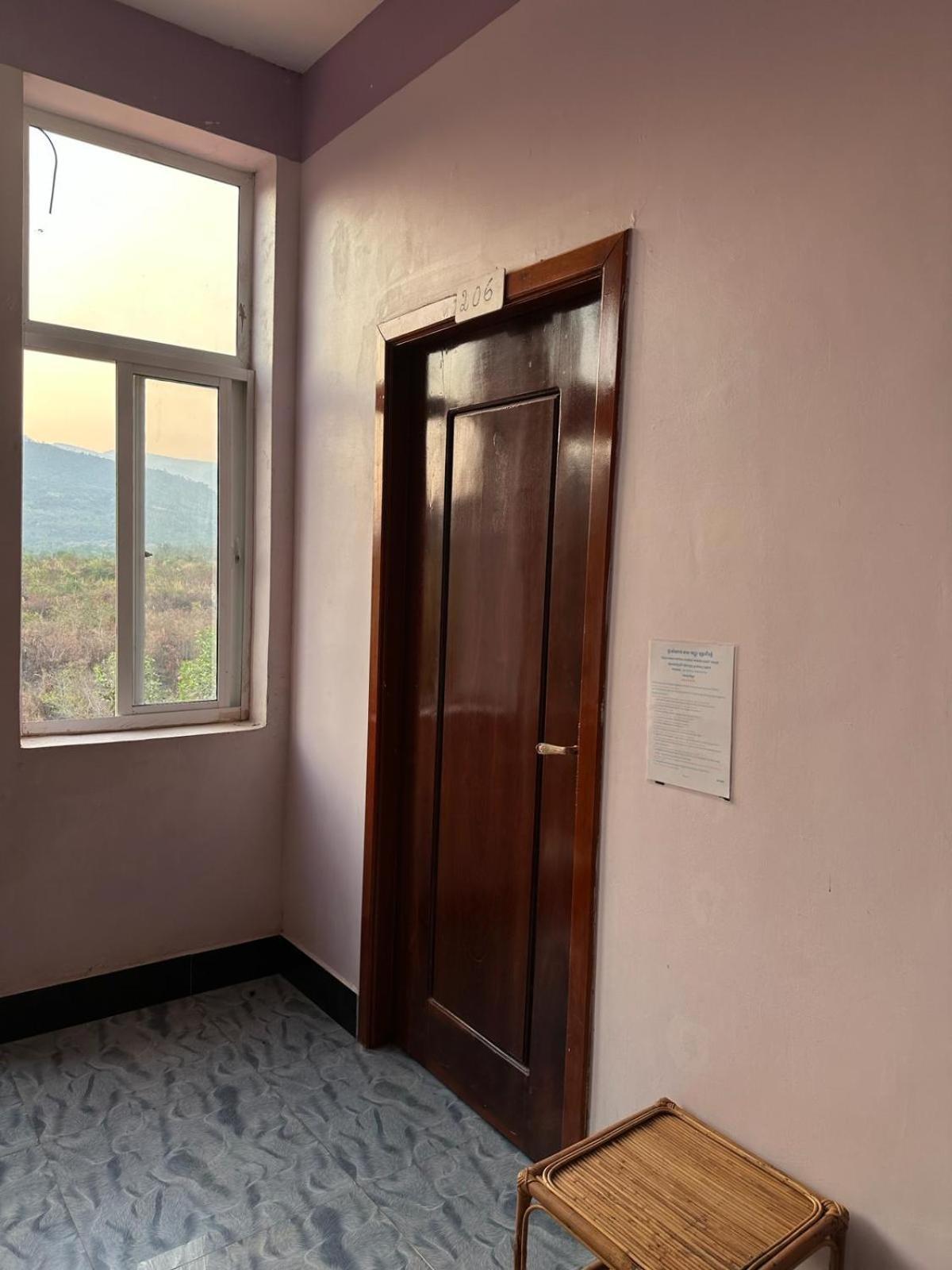 The Vibe Guesthouse カンポット エクステリア 写真